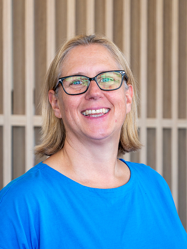 Close up head shot of Y School Mirrabooka 10-12 campus Deputy Principal, Lynda Bullock